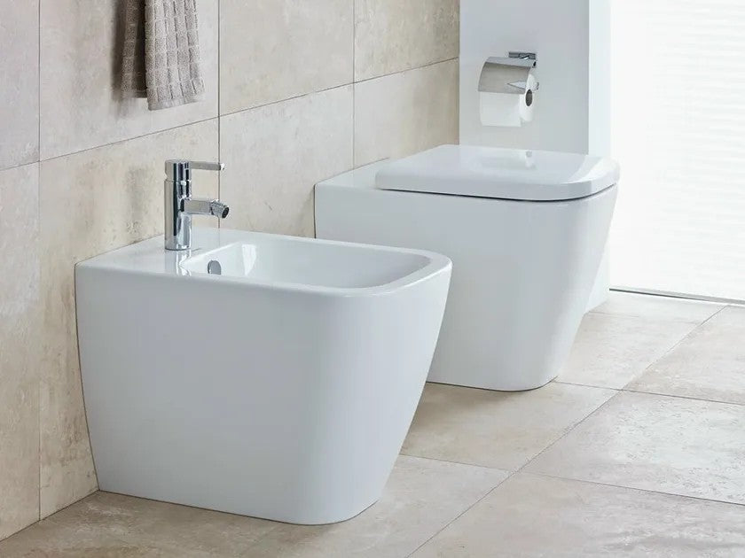 DURAVIT HAPPY D.2 SET VASO A PAVIMENTO C/COPRIWC SOFT-CLOSE + BIDET